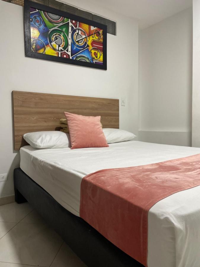 Hotel Sie7E Express 메딜린 외부 사진